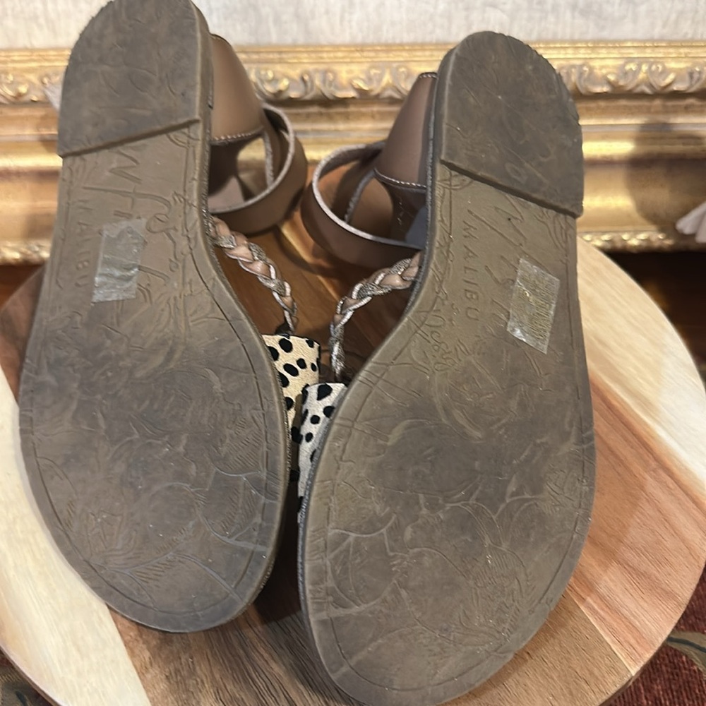 Blowfish Women's Tan and Black Sandals - Picture 5 of 5